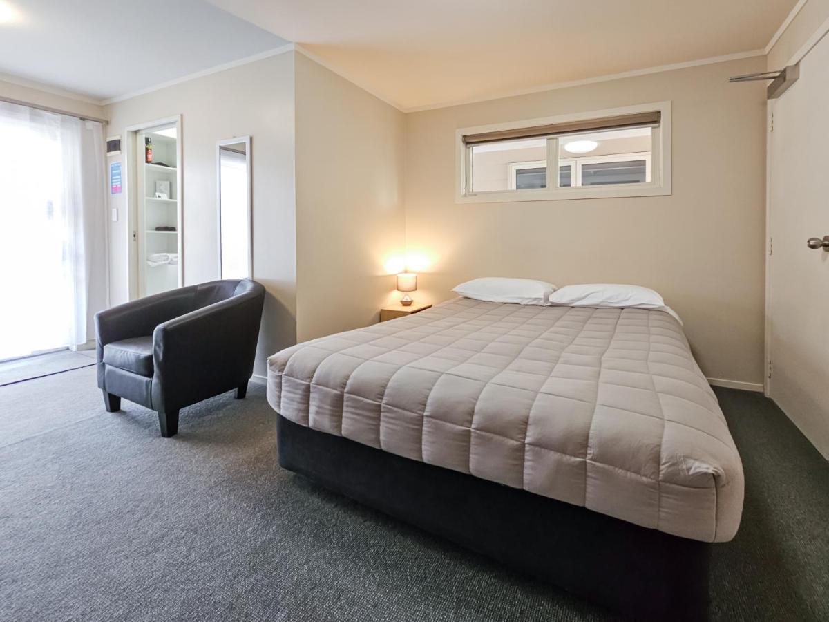 Captain Cook Motor Lodge Gisborne Exteriör bild